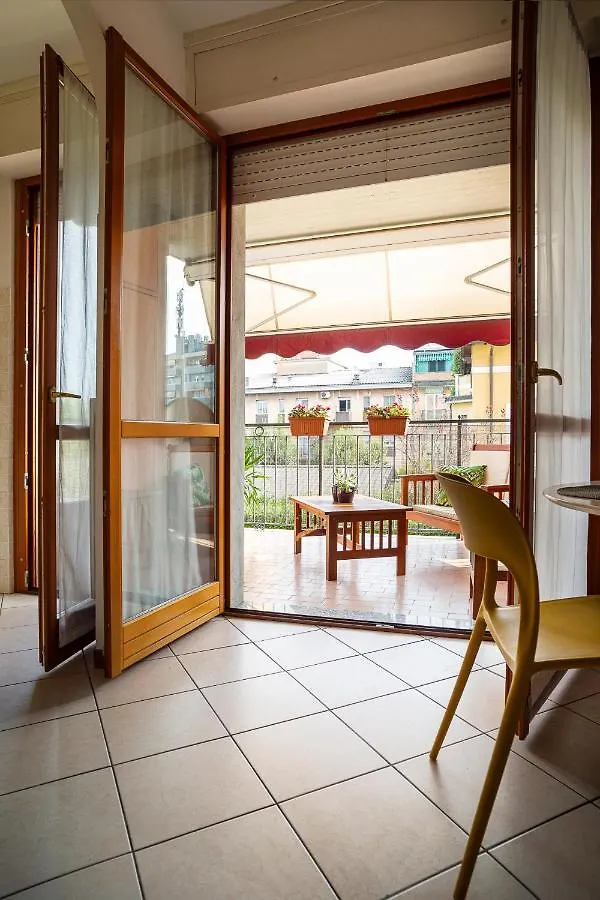 Casty Sweet Home - Parcheggio Privato Gratuito Milan 0*,